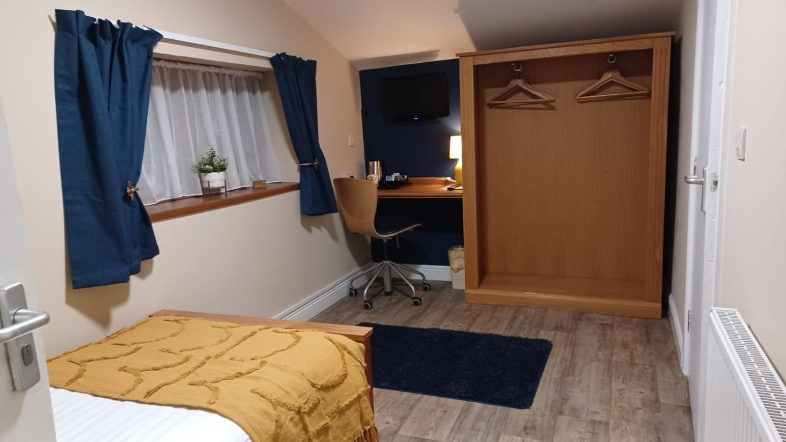 The 3* Renishaw
