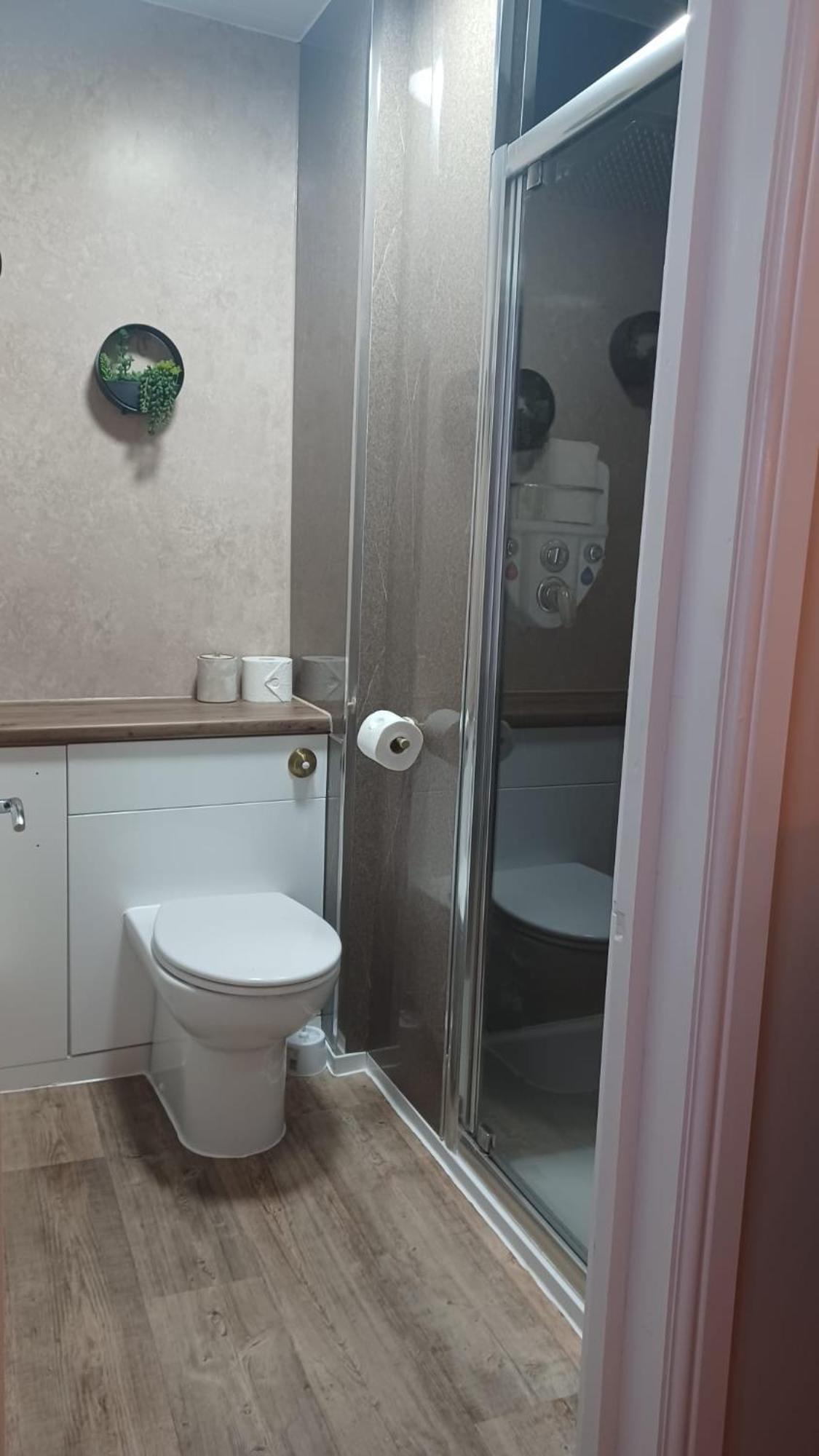 Hotel The 3*